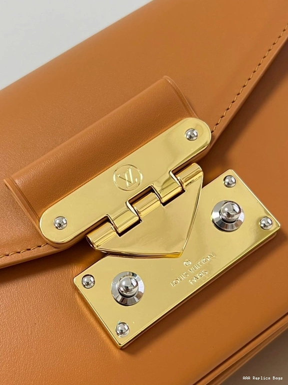 Aaa replica ru Vuitton Louis SWING 0802